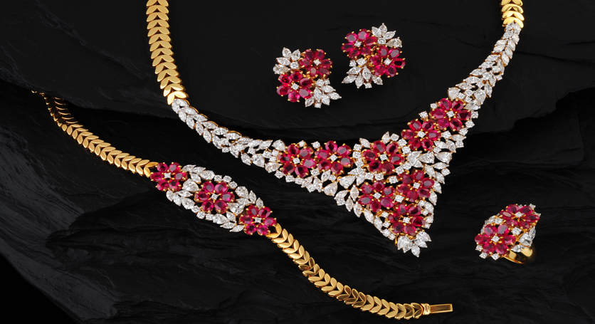 18K Yellow Gold with Ruby and Diamond Set