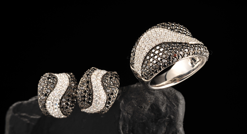 18K White Gold with Diamond Ring and Earring