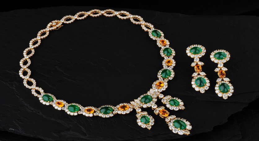 18K Yellow Gold with Emerald, Yellow Sapphire and Diamond Set