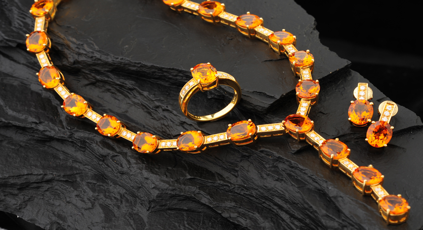 18K Yellow Gold with Citrine and Diamond Set