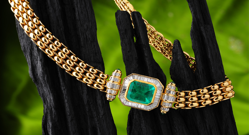18K Yellow Gold with Emerald and Diamond Necklace