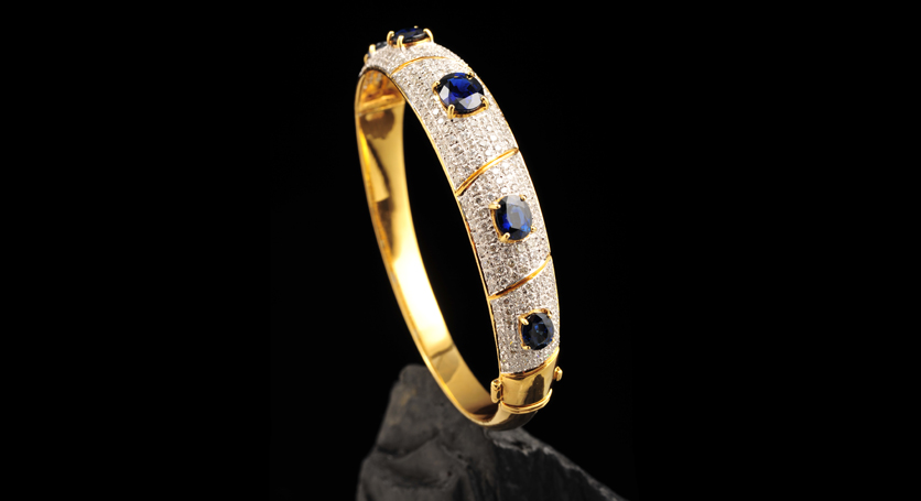 18K Yellow Gold with Sapphire and Diamond Bangle