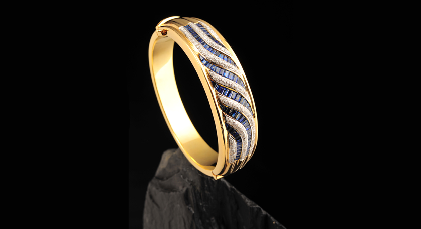 18K Yellow Gold with Sapphire and Diamond Bangle