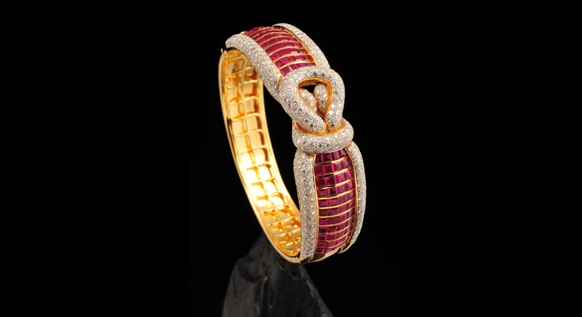 18K Yellow Gold with Ruby and Diamond Bangle