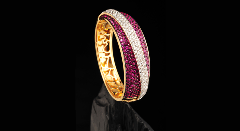 18K Yellow Gold with Ruby and Diamond Bangle