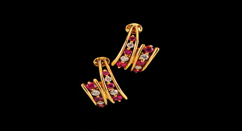 18K Yellow Gold with Ruby and Diamond Earring