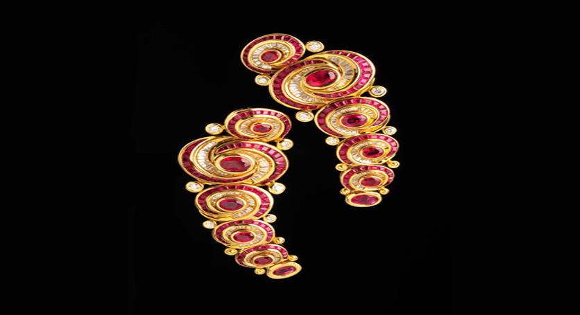 18K Yellow Gold with Ruby and Diamond Earring
