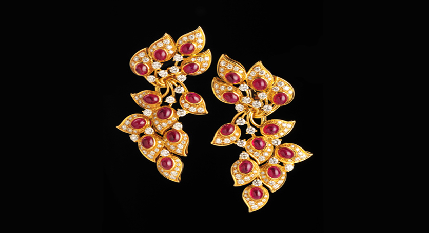 18K Yellow Gold with Ruby and Diamond Earring