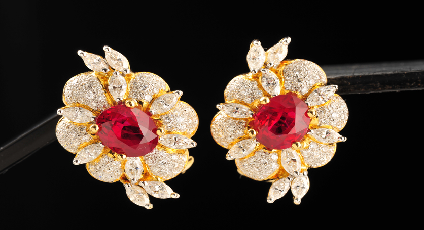 18K Yellow Gold with Ruby and Diamond Earring