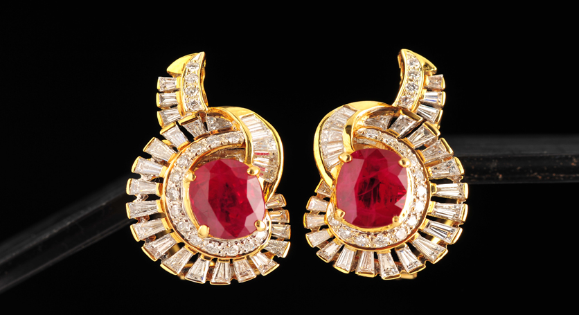 18K Yellow Gold with Ruby and Diamond Earring