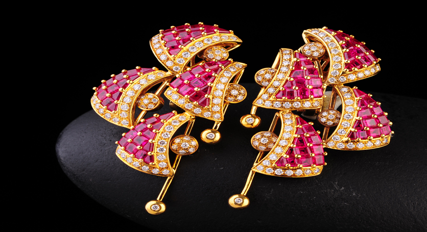 18K Yellow Gold with Ruby and Diamond Earring