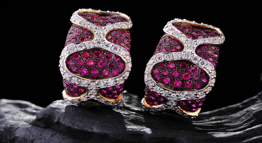 18K Yellow Gold with Pink Sapphire and Diamond Earring