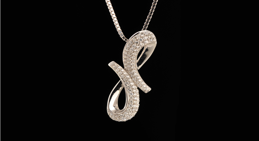 18K White Gold with Diamond Pendant
