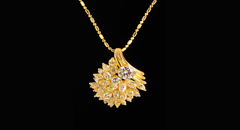 18K Yellow Gold with Diamond Pendant