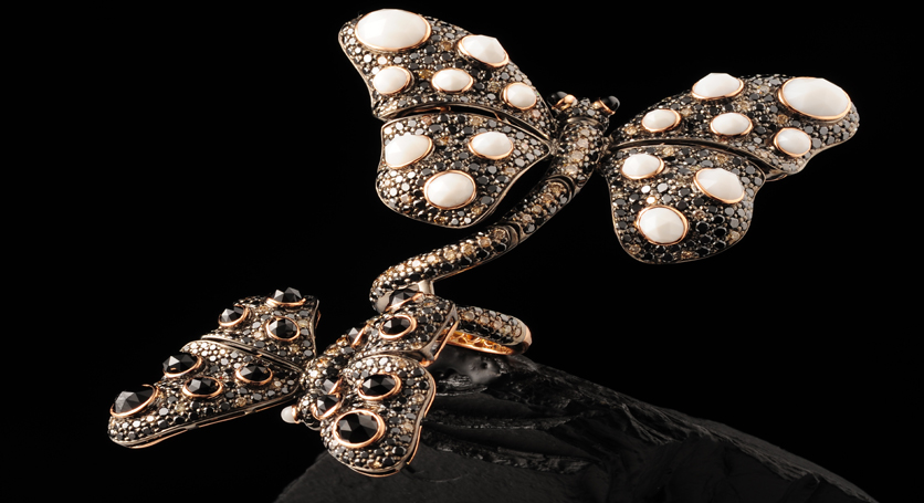 18K Yellow Gold with Chalcedony, Black Spinel and Diamond Ring