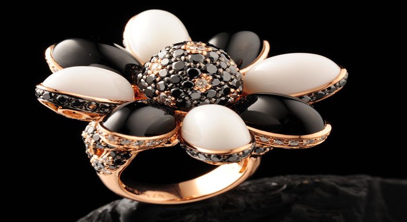 18K Yellow Gold with Chalcedony, Black Spinel and Diamond Ring