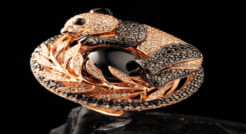 18K Yellow Gold with Black Spinel and Diamond Ring