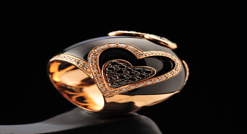 18K Yellow Gold with Black Spinel and Diamond Ring