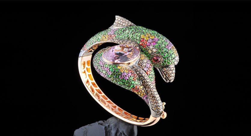 18K Yellow Gold with Multicolor Stones and Diamond Ring