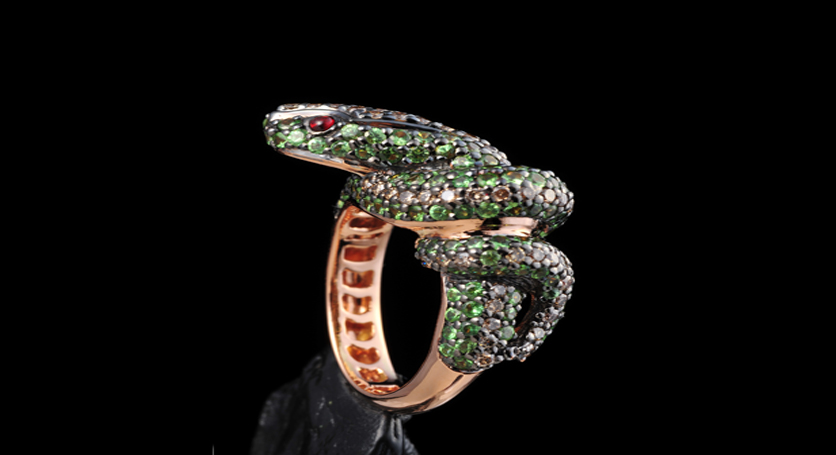 18K Yellow Gold with Multicolor Stones and Diamond Ring