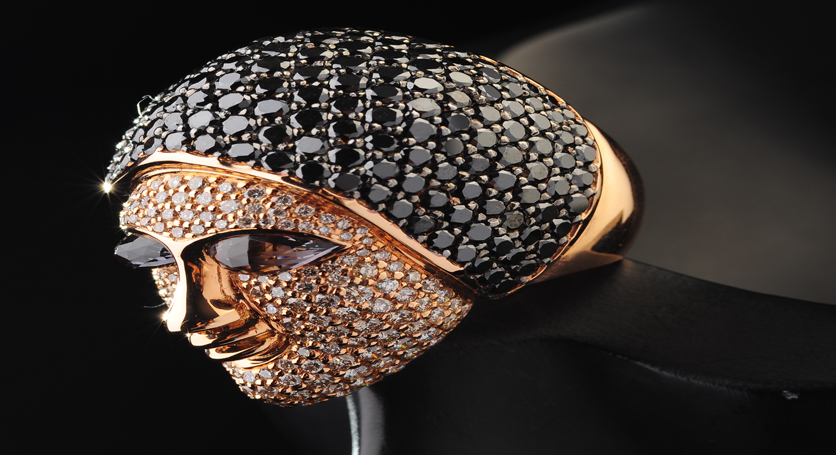 18K Yellow Gold with Black Spinel and Diamond Ring