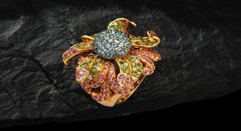 18K Yellow Gold with Multicolor Stones and Diamond Ring