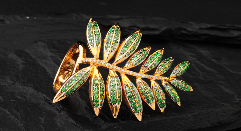 18K Yellow Gold with Tsavorite and Diamond Ring