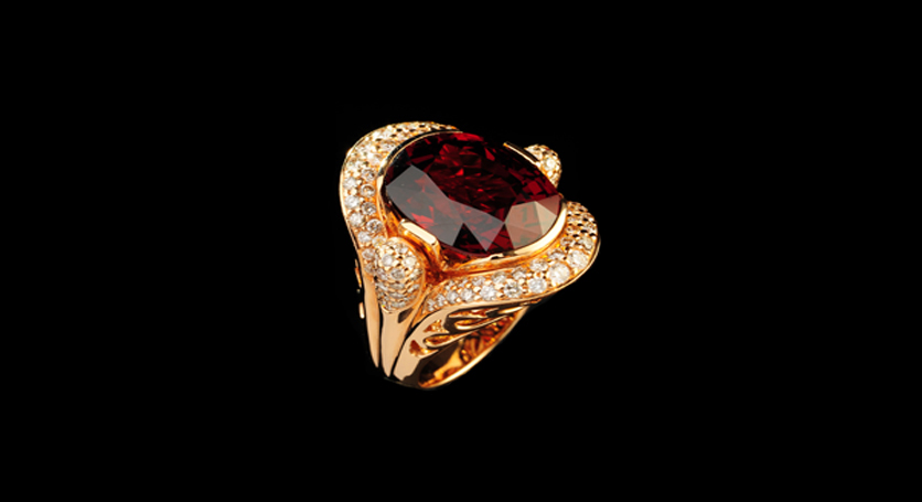 18K Yellow Gold with Spessartite Garnet and Diamond Ring