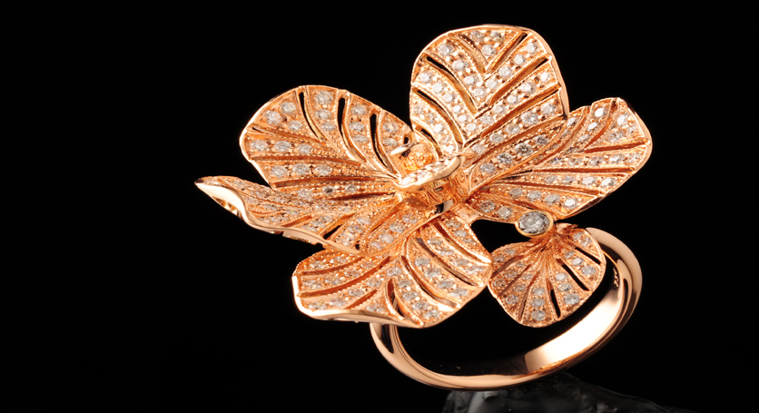 18K Pink Gold with Diamond Ring