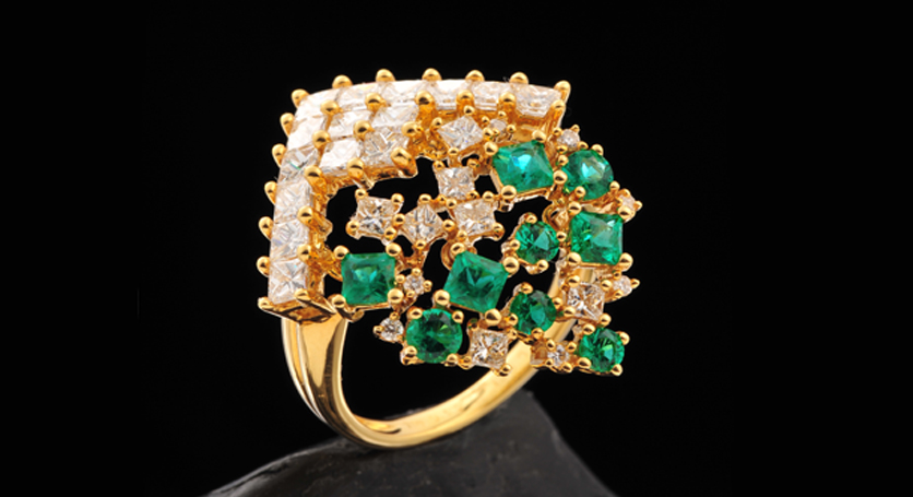 18K Yellow Gold with Emerald and Diamond Ring