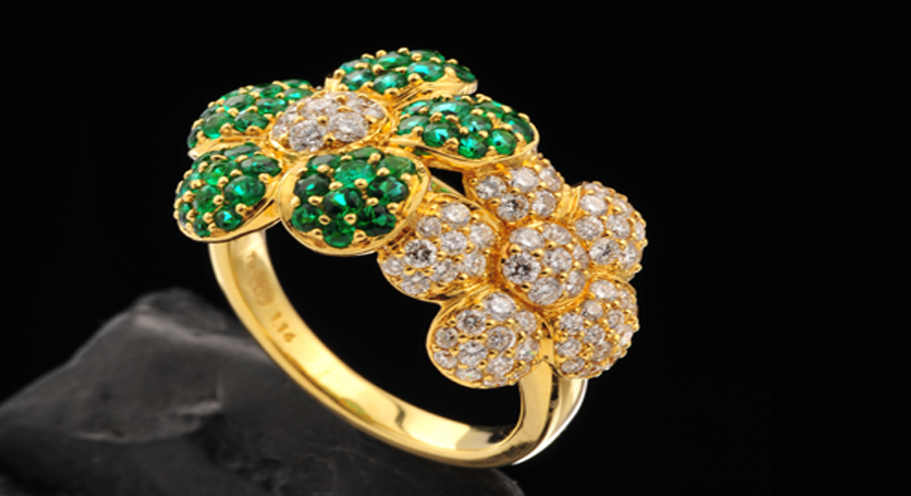 18K Yellow Gold with Emerald and Diamond Ring