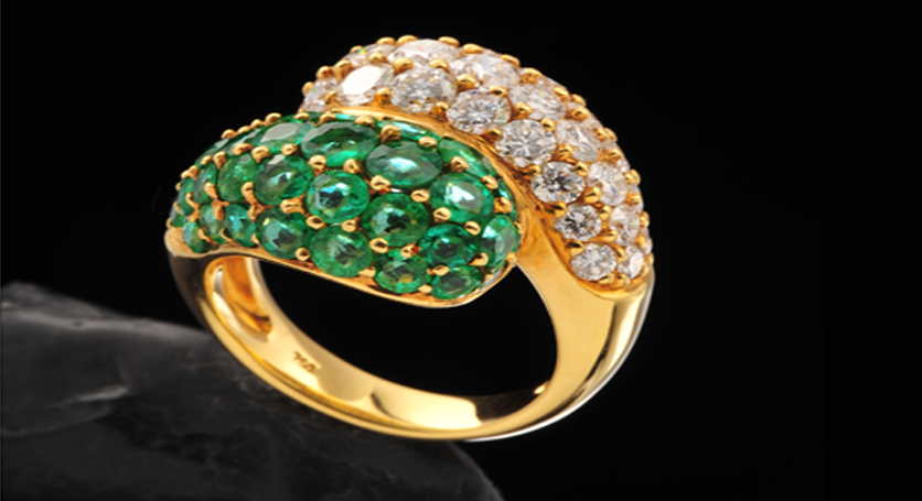 18K Yellow Gold with Emerald and Diamond Ring