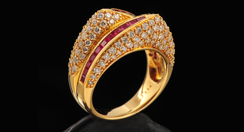 18K Yellow Gold with Ruby and Diamond Ring
