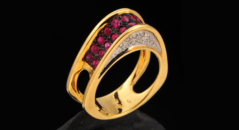 18K Yellow Gold with Ruby and Diamond Ring