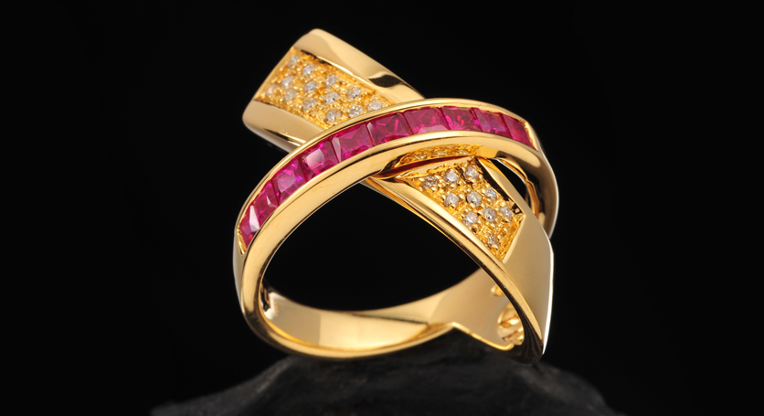 18K Yellow Gold with Ruby and Diamond Ring