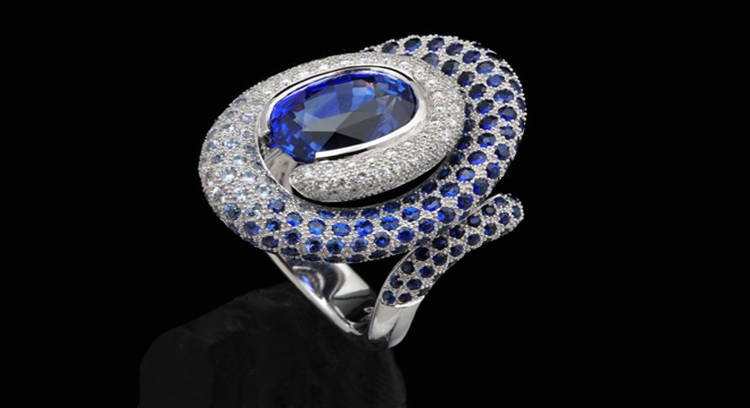 18K White Gold with Sapphire and Diamond Ring