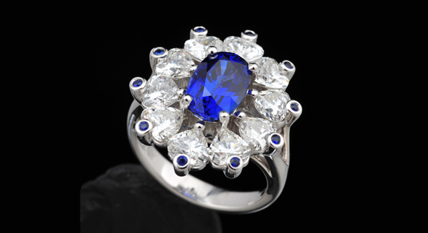 18K White Gold with Sapphire and Diamond Ring