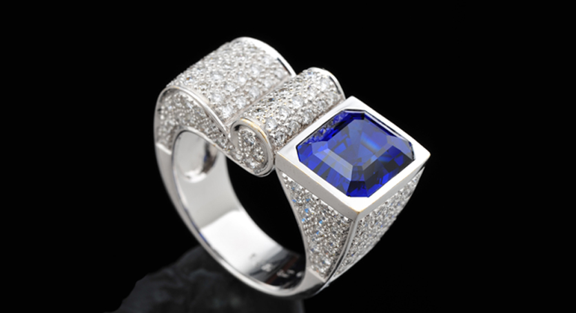 18K White Gold with Sapphire and Diamond Ring