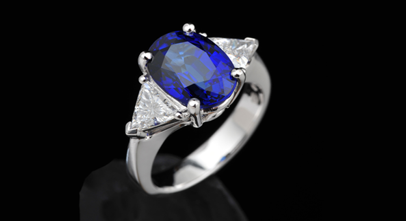 18K White Gold with Sapphire and Diamond Ring