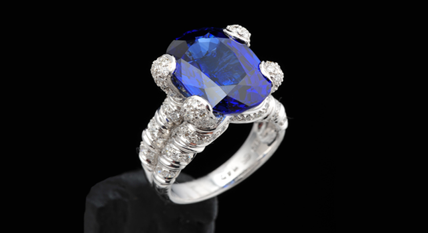 18K White Gold with Sapphire and Diamond Ring