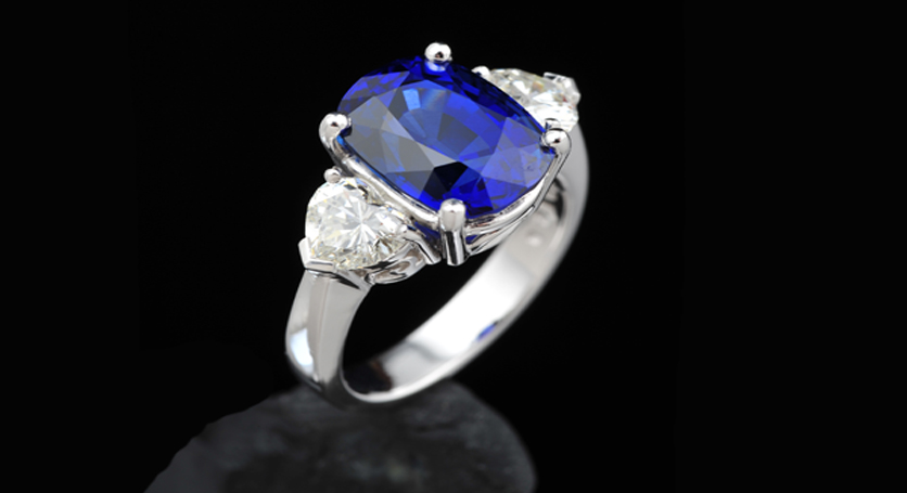 18K White Gold with Sapphire and Diamond Ring