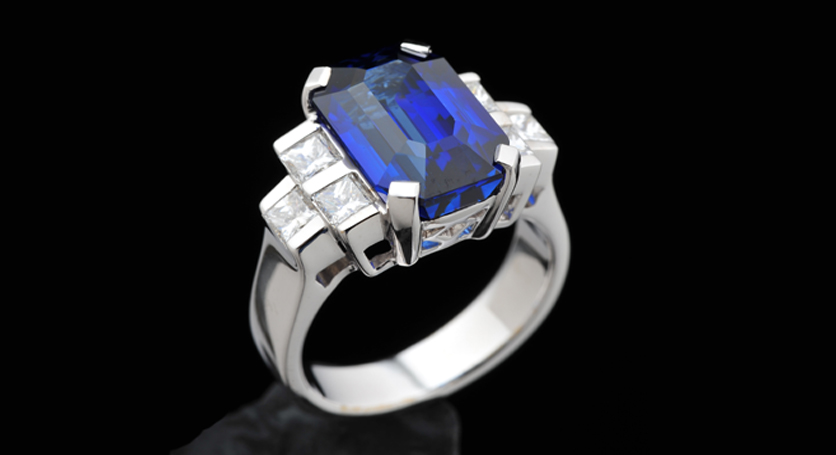 18K White Gold with Sapphire and Diamond Ring