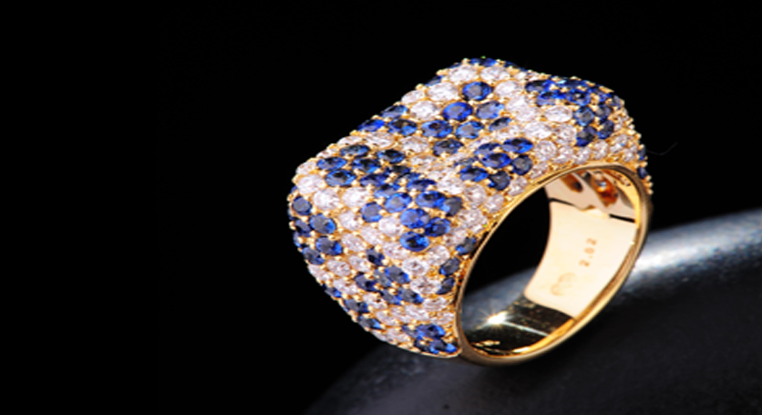 18K Yellow Gold with Sapphire and Diamond Ring