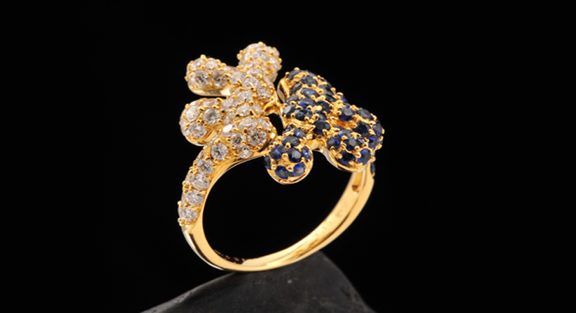 18K Yellow Gold with Sapphire and Diamond Ring