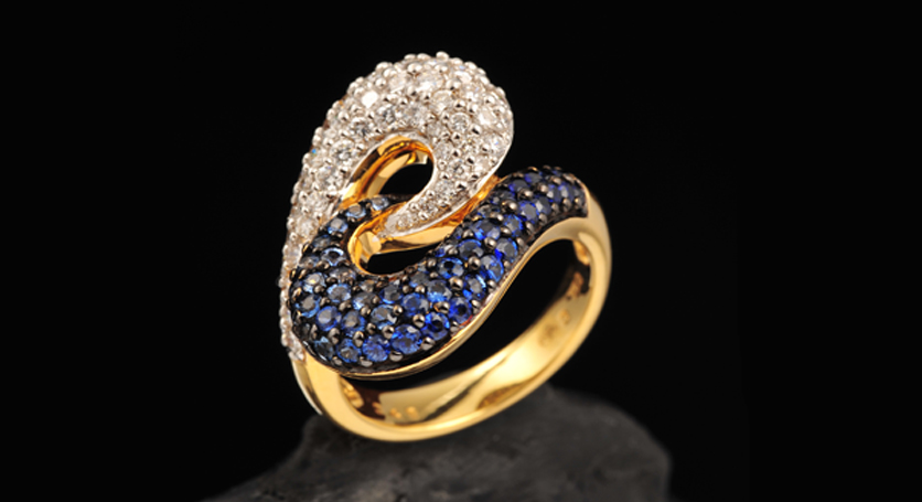 18K Yellow Gold with Sapphire and Diamond Ring