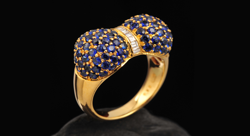 18K Yellow Gold with Sapphire and Diamond Ring