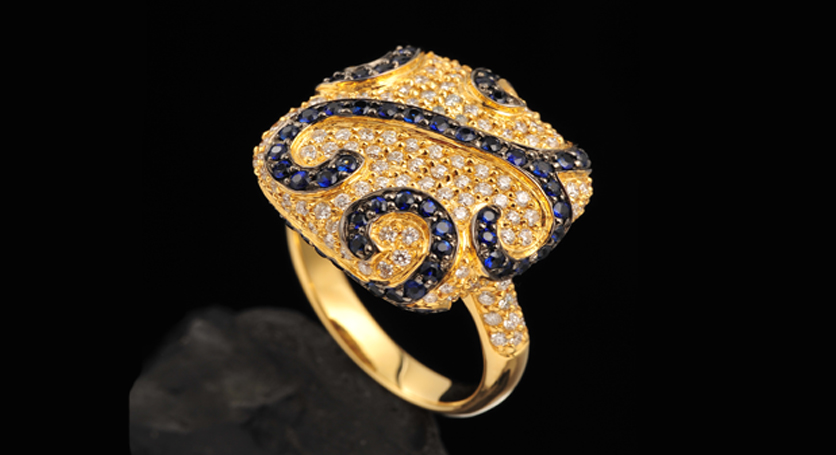18K Yellow Gold with Sapphire and Diamond Ring