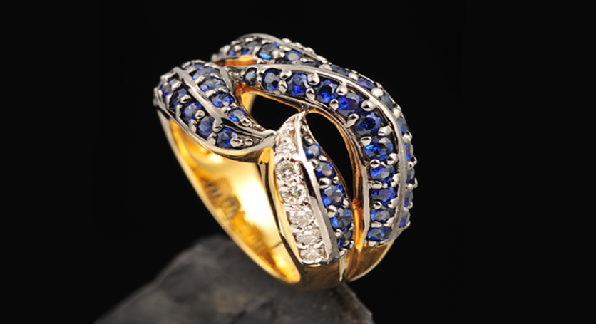 18K Yellow Gold with Sapphire and Diamond Ring