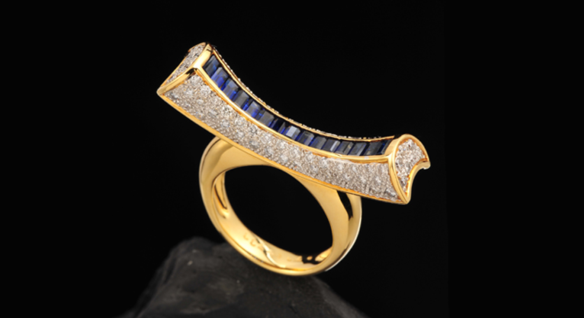 18K Yellow Gold with Sapphire and Diamond Ring