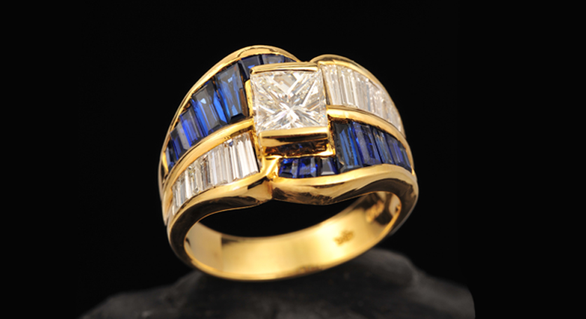 18K Yellow Gold with Sapphire and Diamond Ring